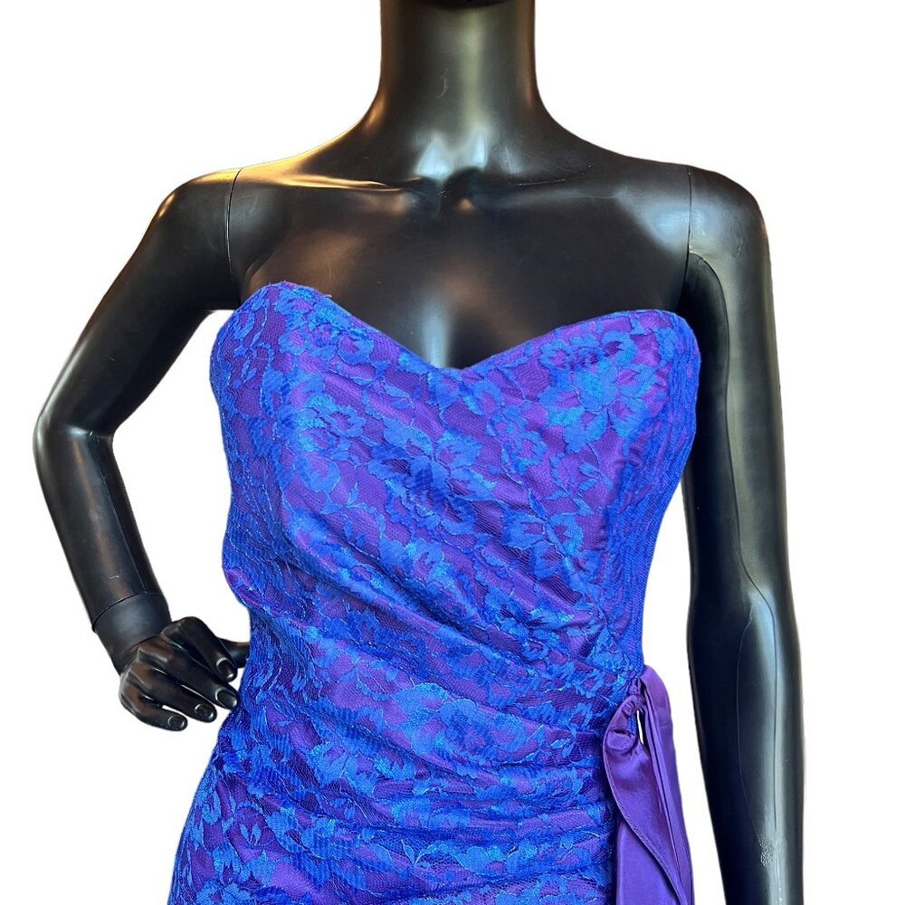 HOMECOMING - Vintage Purple Taffeta and Lace Party Dress - Picture 2 of 7
